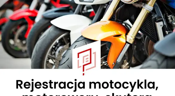 Rząd motocykli i skuterów, gotowych do rejestracji. Opłata za rejestrację motocykla jest pierwszym krokiem do wolności na dwóch kołach.
