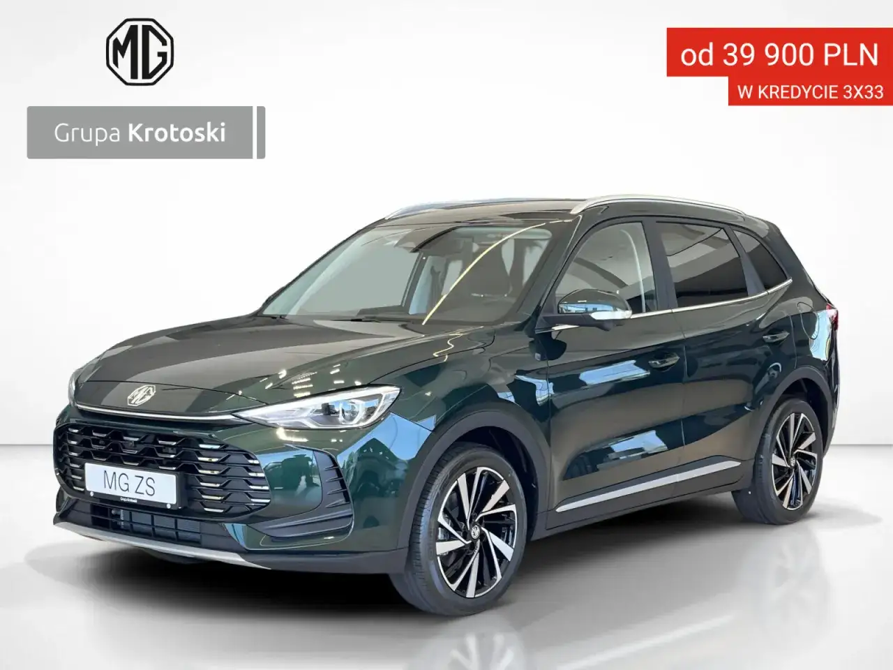 Ciemnozielony MG ZS z technologią mild hybrid, prezentowany przez Grupę Krotoski, gotowy na miejskie wyzwania.